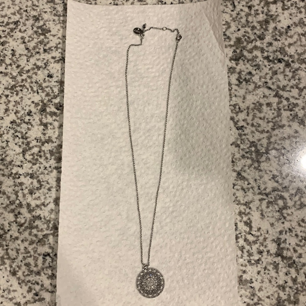 Medallion necklace
